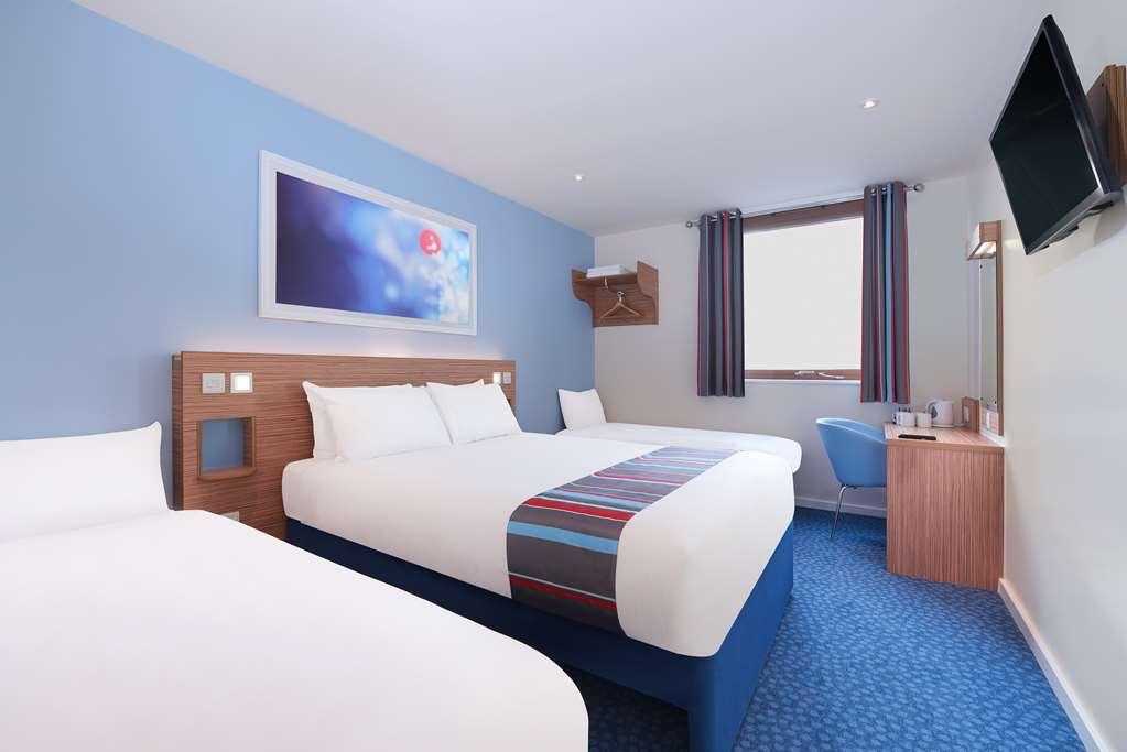 Travelodge Windsor Central Номер фото