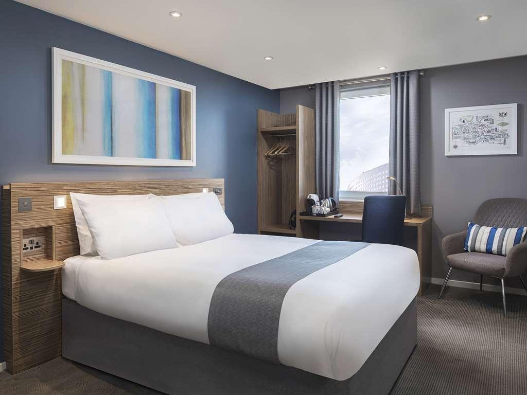Travelodge Windsor Central Номер фото