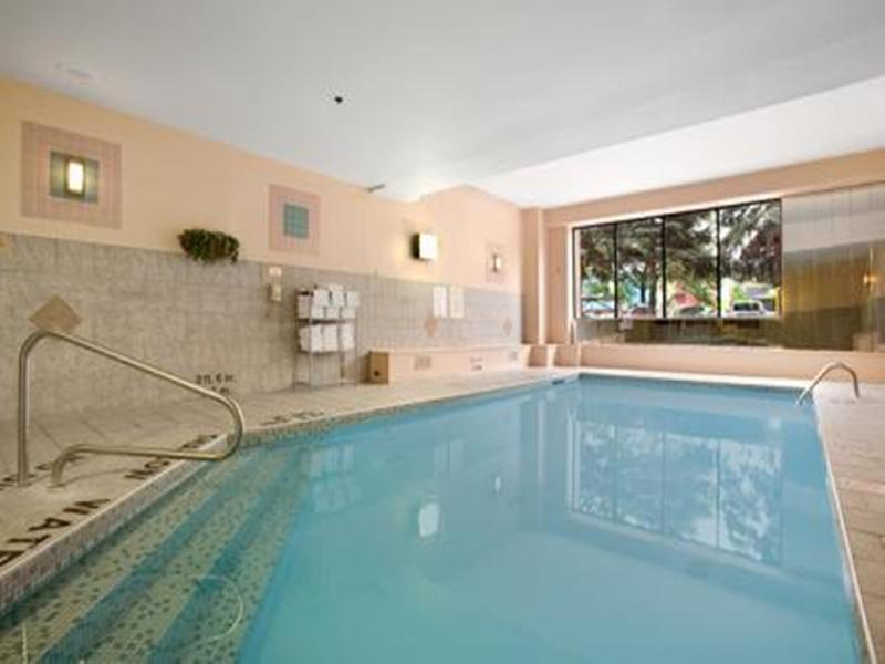 Travelodge Windsor Central Экстерьер фото