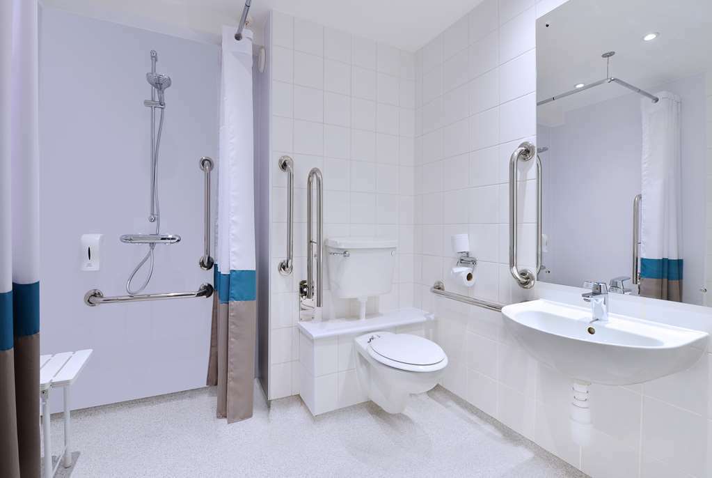 Travelodge Windsor Central Номер фото